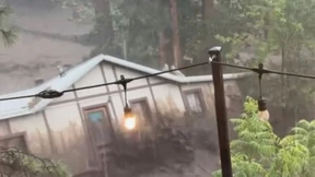 Fluten reißen in New Mexico ganzes Haus mit