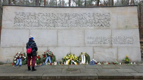 Die Stadt gedenkt der Kriegstoten und setzt ein Zeichen gegen Extremismus