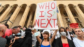 Chaotische Szenen in Georgiens Parlament nach Tod von Kameramann