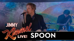 Spoon spielen ihre Single „Hot Thoughts“