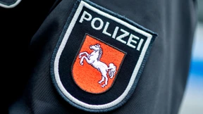 Angeklagte auf dem Weg zum Gericht abermals beim Klauen erwischt