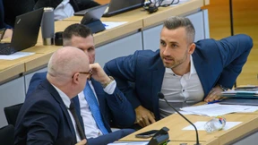 Eigene Leute sehen Wahlsieg in Sachsen-Anhalt gefährdet