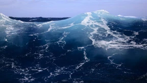 Warmwasserpumpen strömen im Takt