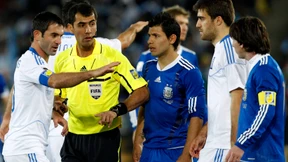 Der Freund des Schiedsrichters