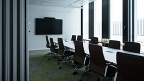 Abends bleiben ganze Stockwerke dunkel