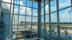 Ungarn verstaatlicht Flughafen in Budapest