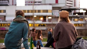 Mehr als 9500 neue Fälle und steigende Sieben-Tage-Inzidenz