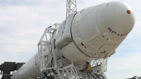 Mit Falken und Drachen zur Raumstation