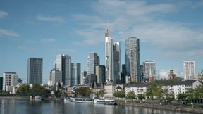 Ministerpräsident Rhein springt Commerzbank zur Seite