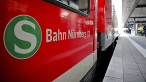 Zwei Jugendliche nach Streit von S-Bahn überrollt und tödlich verletzt