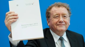 Die Regierung muss noch mehr sparen