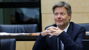 Habeck kündigt weiteres Paket zur Energiesicherung an