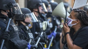 „Kein Job, kein Geld, Corona, Waffe im Gesicht“