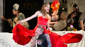 Das immerschwarze Sterblichkeitsspektakel