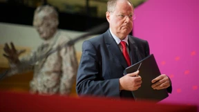 Steinbrück sollte Honorar spenden