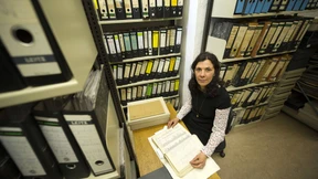 Frau Roth will die Wahrheit