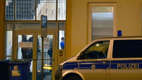 Mit Spürhunden und Schuhen zum Gebet