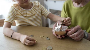 Wie das Ersparte im Alter ausreicht