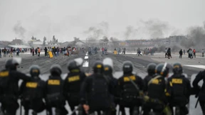 Demonstranten stürmen Flughafen in Peru