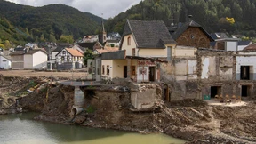 100 Tage nach der Flut: Ist der Wiederaufbau im Ahrtal fahrlässig?