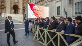 Er hat bei aller Berührtheit etwas Tiefenentspanntes