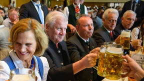 Horst Seehofer streicht sich selbst den Urlaub