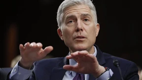 Kandidat für Obersten Gerichtshof distanziert sich von Trump