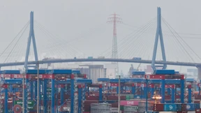 Gewerkschaft Verdi ruft zu Warnstreik in mehreren Häfen auf