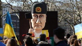 Rosenmontagszug wird zu Anti-Putin-Protest