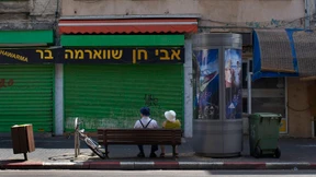 Großmutter zu adoptieren