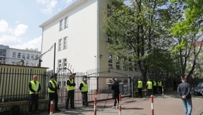Polen beschlagnahmt Schule neben russischer Botschaft