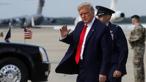 Trump droht mit Kürzung von Bundesmitteln für „gesetzlose Städte“