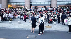 Verzweifelte Anleger rufen um Hilfe