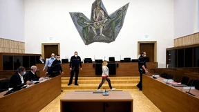 Mutter wegen fünffachen Mordes zu lebenslanger Haft verurteilt