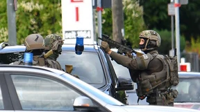 Polizei sucht Bewaffneten in Hotel bei München