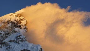 Abenteuer Himalaya: Tiger in Nepal, Skibergsteigen am Himlung