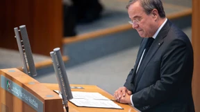 Gedenken an die Flutopfer im NRW-Landtag