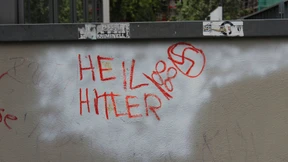 „Ein Hakenkreuz fällt nicht einfach so vom Himmel“ 