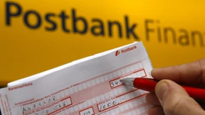 Postbank-Kunden könnten bald fürs Girokonto zahlen müssen