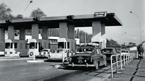 Nieder mit den Mauthäuschen