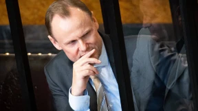 Auf einen Drink mit dem Senator