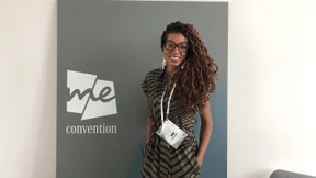 Was macht eigentlich ein „happiness consultant“, Frau Clarke?