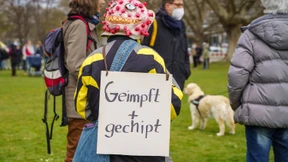 Youtube will Falschinformationen über alle Impfstoffe entfernen