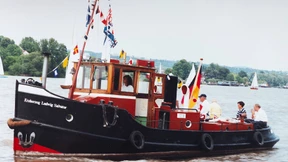 Zwei Lastwagen voll nautischer Lektüre