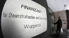 Abgang renommierter Steuerfahnder sorgt für Kritik