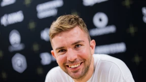 Auf dem Platz und auf dem Blatt