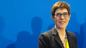 Verbindliche Distanzierung