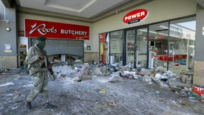 Militär soll Polizei in Südafrika unterstützen