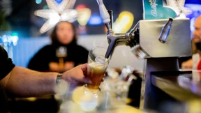 Berufstätige trinken mehr Alkohol als früher