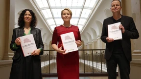 Rot-Grün-Rot stellt Koalitionsvertrag vor